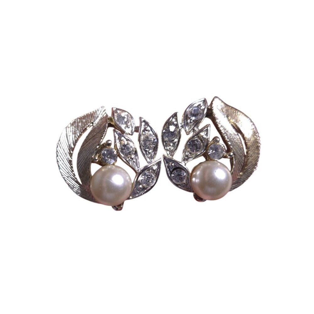 Vintage Lisner Faux Pearl Rhinestone Leaf Design Screw-back Earrings Gold Tone